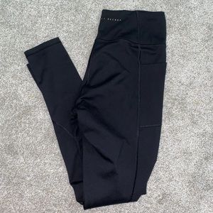 PINK VICTORIA SECRET LEGGINGS